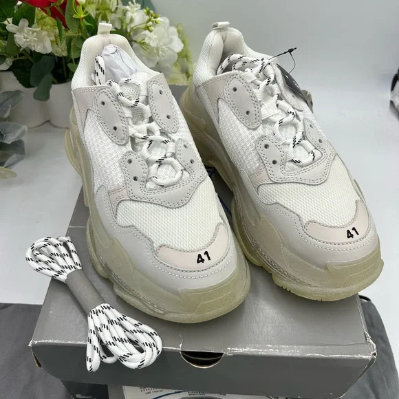 Women's Balenciaga triple S clear, sole sneakers size 41 NWT - Picture 3 of 9